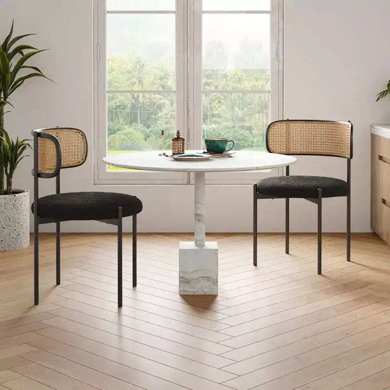 2 Pezzi Sedie da Pranzo Moderne Imbottite con Schienale in Rattan Sedie da Cucina d'Accento con Gambe in Metallo Nero