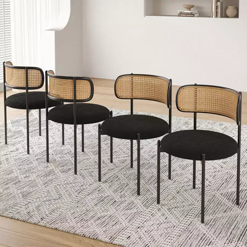 2 Pezzi Sedie da Pranzo Moderne Imbottite con Schienale in Rattan Sedie da Cucina d'Accento con Gambe in Metallo Nero